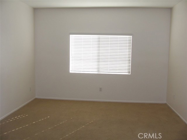 Detail Gallery Image 11 of 16 For 13343 Vista Verde St, Victorville,  CA 92392 - 5 Beds | 2 Baths
