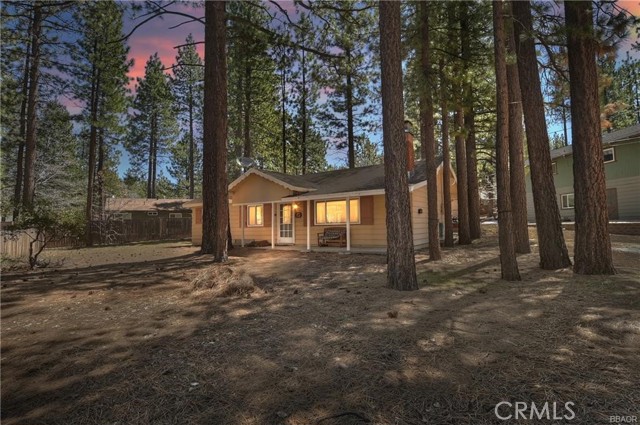 Detail Gallery Image 28 of 28 For 589 St Anton Ct, Big Bear Lake,  CA 92315 - 3 Beds | 1/1 Baths