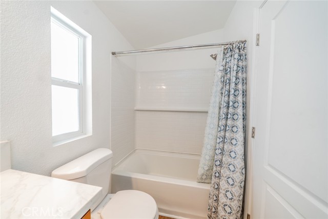 Detail Gallery Image 21 of 37 For 22111 Newport Ave #5,  Grand Terrace,  CA 92313 - 3 Beds | 2 Baths