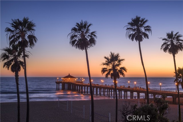 432 5th Street, Manhattan Beach, California 90266, 5 Bedrooms Bedrooms, ,2 BathroomsBathrooms,Residential,Sold,5th,SB22096692