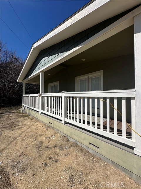 Detail Gallery Image 2 of 23 For 8491 Swarthout Canyon, San Bernardino,  CA 92407 - 3 Beds | 2 Baths