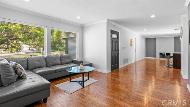 2314 Mcneil Circle, Corona CA: https://media.crmls.org/medias/a77f75e9-c282-4dec-a060-237908c00616.jpg