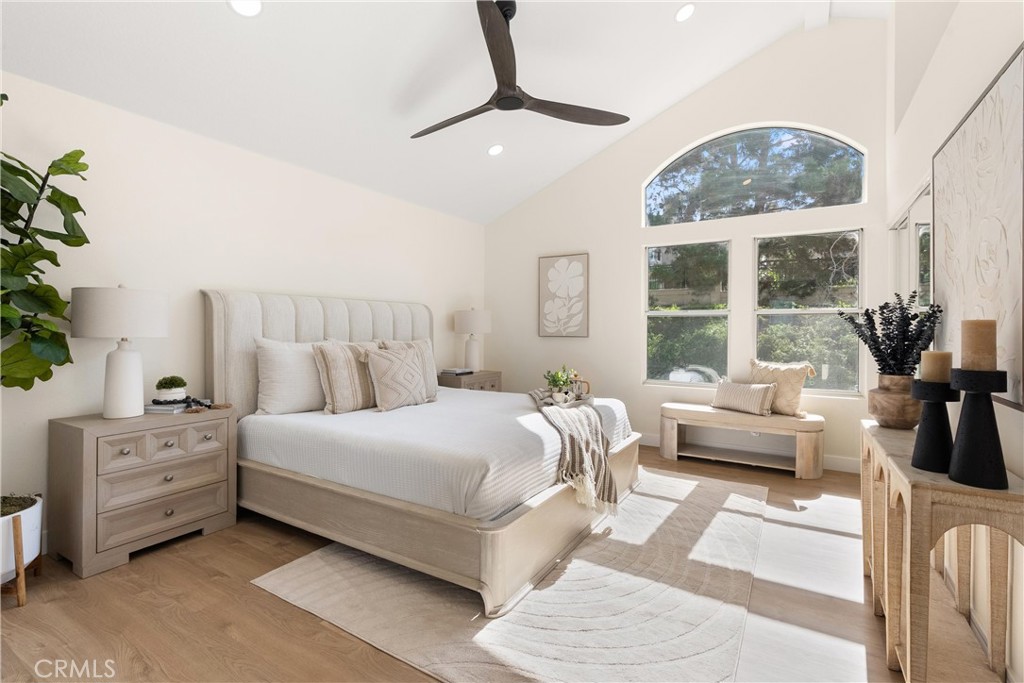 MLS #OC25233872 image #27