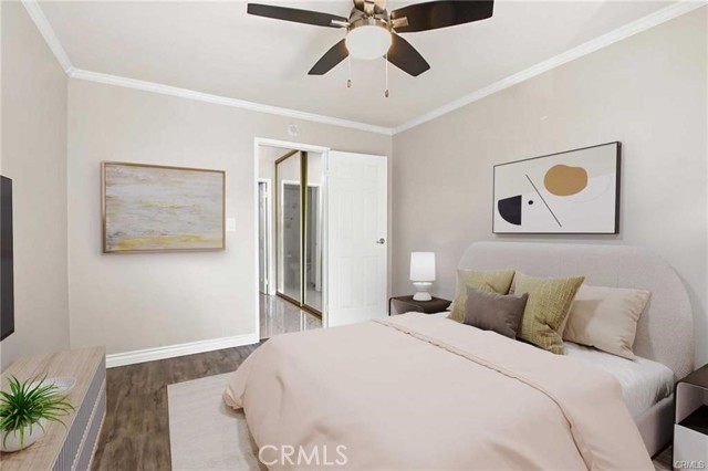 Detail Gallery Image 2 of 7 For 5585 E Pacific Coast, Long Beach,  CA 90804 - 2 Beds | 2 Baths