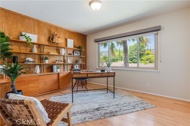 Detail Gallery Image 12 of 20 For 1826 Bara Rd, Glendale,  CA 91208 - 3 Beds | 2 Baths