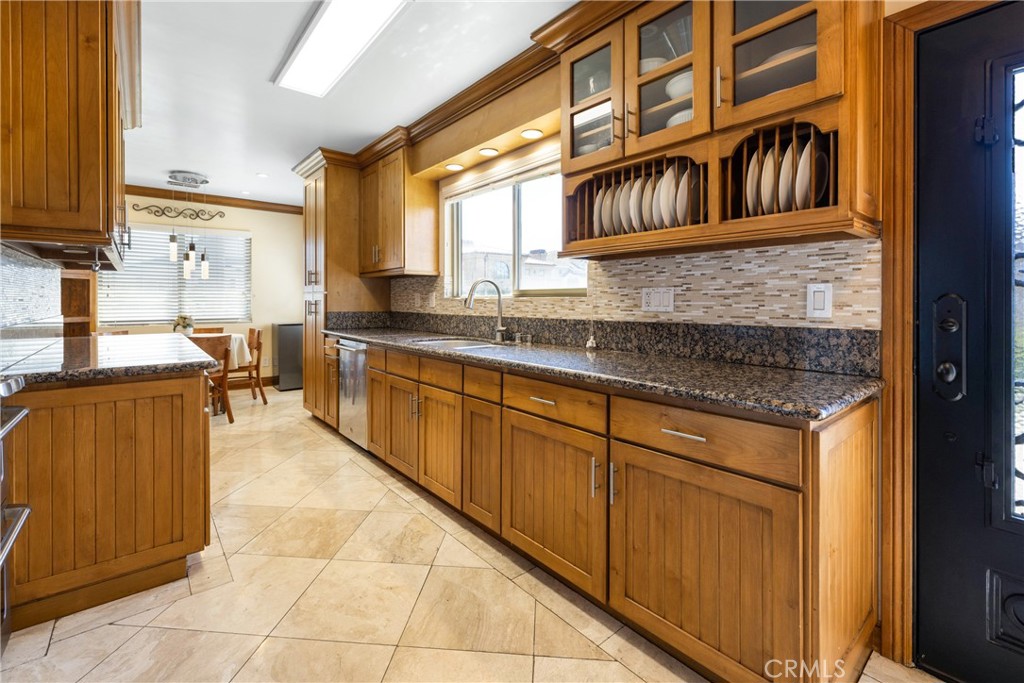 401 Holmwood Drive