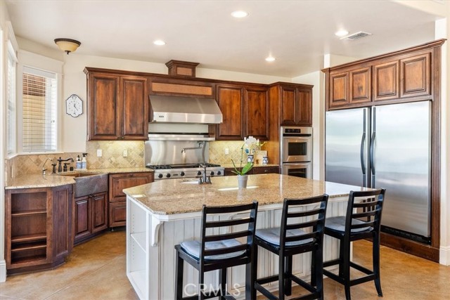 Detail Gallery Image 10 of 64 For 775 via Del Salinas, Paso Robles,  CA 93446 - 4 Beds | 3/1 Baths