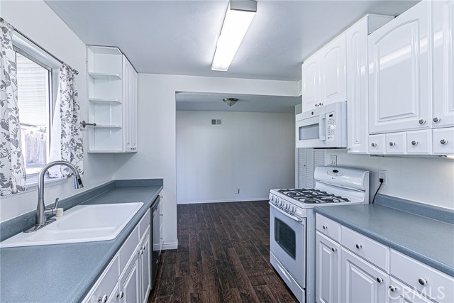 Detail Gallery Image 15 of 30 For 5432 Orcutt, Santa Maria,  CA 93455 - 3 Beds | 2 Baths