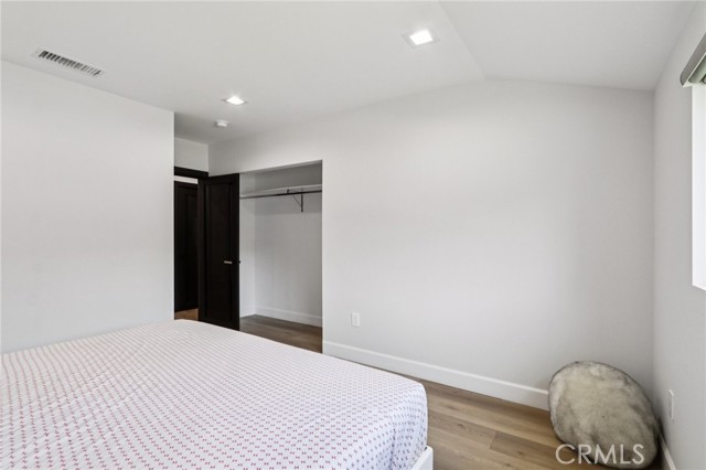 16751 Devonshire Street, Granada Hills CA: https://media.crmls.org/medias/a783ec2e-c4ca-45be-848a-ca1ce7f03e9c.jpg