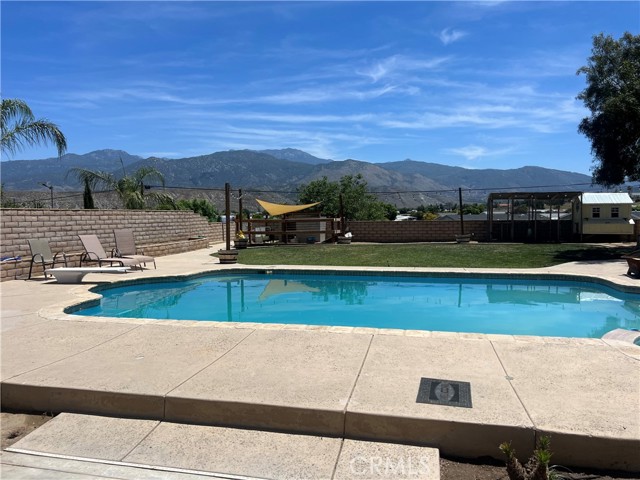 Detail Gallery Image 11 of 32 For 25886 Faircrest Cir, Hemet,  CA 92544 - 4 Beds | 2/1 Baths
