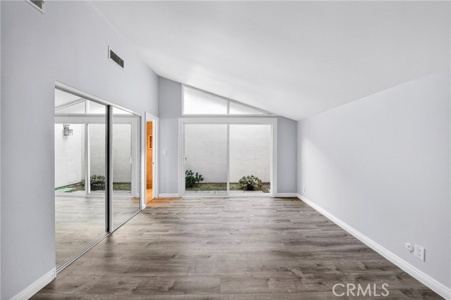 Detail Gallery Image 21 of 45 For 5267 Meadow Wood, Lakewood,  CA 90712 - 3 Beds | 2 Baths