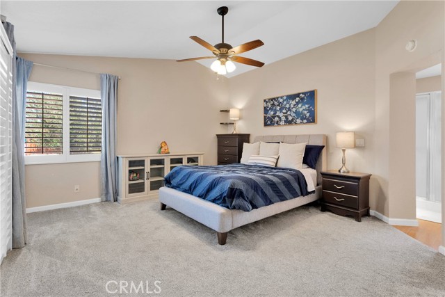 13950 High Falls Trail, Apple Valley CA: https://media.crmls.org/medias/a785c125-d711-44e2-afd1-1647515e4679.jpg