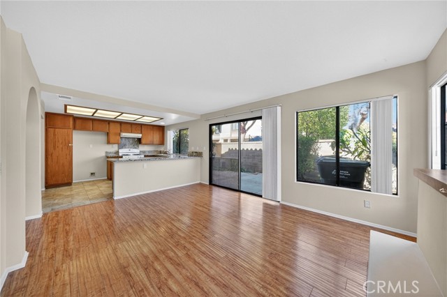 Detail Gallery Image 6 of 21 For 11437 Hanover Ct, Cerritos,  CA 90703 - 3 Beds | 3 Baths