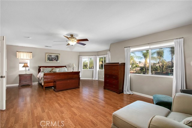 Detail Gallery Image 13 of 28 For 2545 Fairglen Pl, Corona,  CA 92881 - 4 Beds | 2/1 Baths