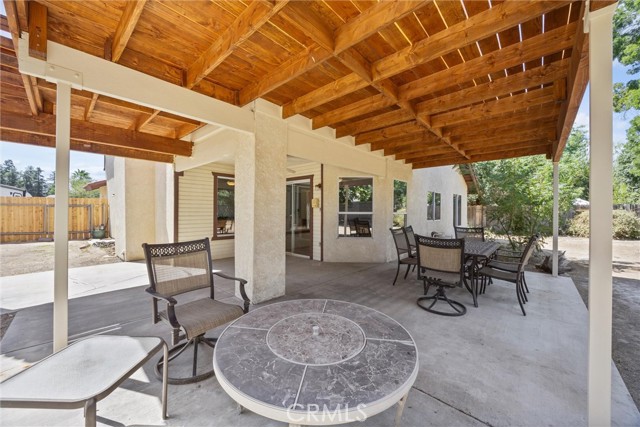 Detail Gallery Image 31 of 39 For 601 Las Arenas Ct, Bakersfield,  CA 93314 - 3 Beds | 2/1 Baths