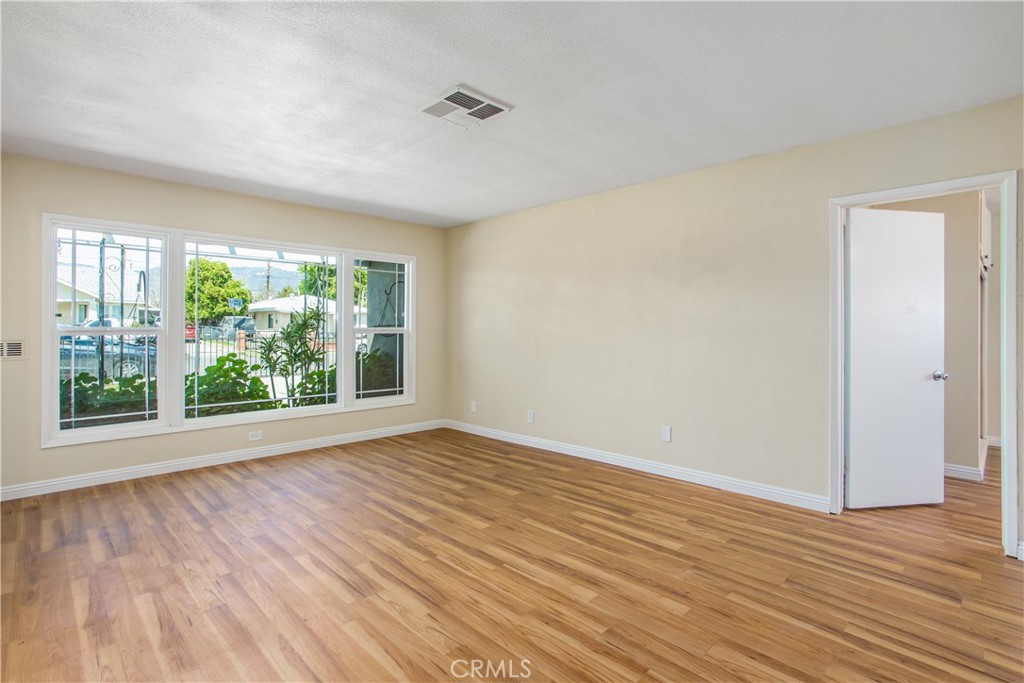 A78700E1 8Cb4 4Fc2 89F9 70645803A7F5 1079 W Evans Street, San Bernardino, Ca 92411 &Lt;Span Style='BackgroundColor:transparent;Padding:0Px;'&Gt; &Lt;Small&Gt; &Lt;I&Gt; &Lt;/I&Gt; &Lt;/Small&Gt;&Lt;/Span&Gt;