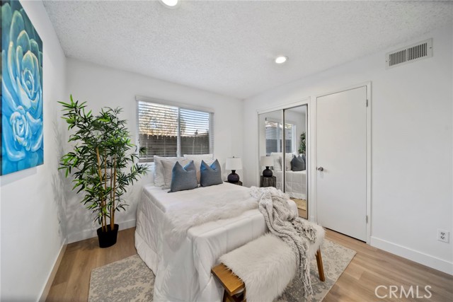 Detail Gallery Image 12 of 23 For 5538 Temple City Blvd, Temple City,  CA 91780 - 2 Beds | 2 Baths