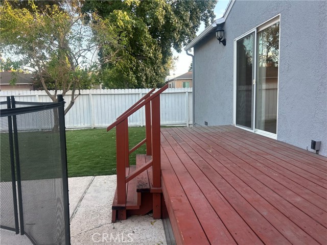6372 Zelzah photo 22
