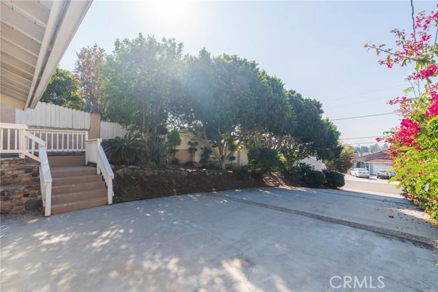 Detail Gallery Image 2 of 25 For 429 S Hill St, Orange,  CA 92869 - 3 Beds | 2/1 Baths