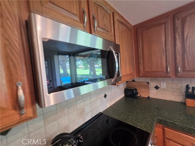 Image 18 of 39 For 297 San Remo