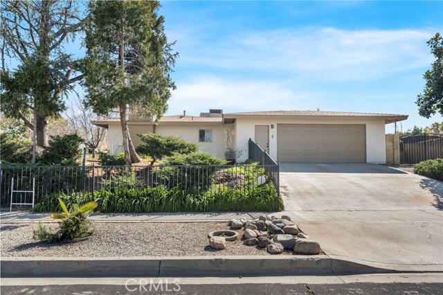 Detail Gallery Image 3 of 39 For 34913 Persimmon Ave, Yucaipa,  CA 92399 - 3 Beds | 2 Baths