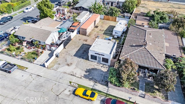 1704 W 2nd Street, Santa Ana CA: https://media.crmls.org/medias/a78abddd-d90f-449a-b273-693af292719f.jpg