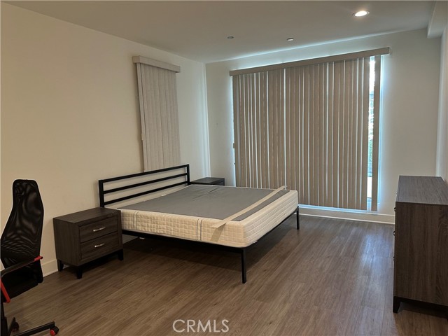 56 E Duarte Road, Arcadia CA: https://media.crmls.org/medias/a78b4531-23c0-49df-a128-1174e125719d.jpg