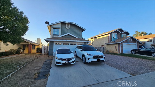 Detail Gallery Image 2 of 5 For 13589 Red Mahogany Dr, Moreno Valley,  CA 92553 - 4 Beds | 2/1 Baths