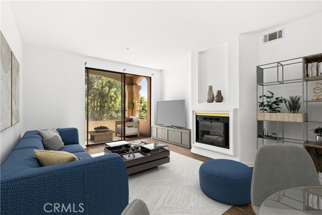 Detail Gallery Image 3 of 30 For 555 Maine #210,  Long Beach,  CA 90802 - 2 Beds | 2 Baths