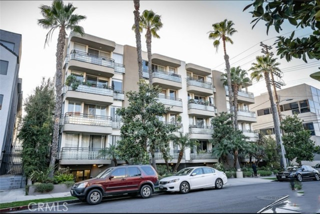 1819 Holmby Avenue, Los Angeles CA: https://media.crmls.org/medias/a78cfe3d-048f-4ecc-98b1-568654dbc22c.jpg