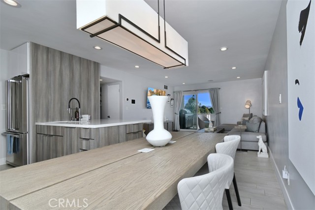 Detail Gallery Image 26 of 48 For 13543 Moorpark St #15,  Sherman Oaks,  CA 91423 - 1 Beds | 1/1 Baths