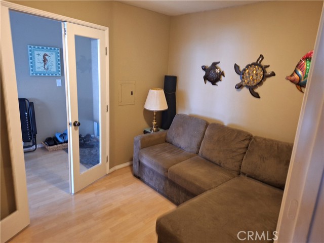 Detail Gallery Image 7 of 12 For 250 the Village #113,  Redondo Beach,  CA 90277 - 1 Beds | 1 Baths