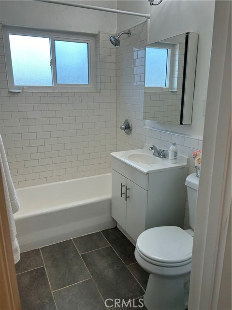 Detail Gallery Image 14 of 20 For 1024 Pico Bld, Santa Monica,  CA 90405 - – Beds | – Baths