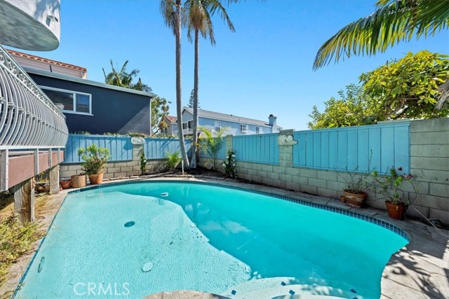 1622 Carver Street, Redondo Beach, California 90278, 3 Bedrooms Bedrooms, ,2 BathroomsBathrooms,Residential,Sold,Carver,SB23122073