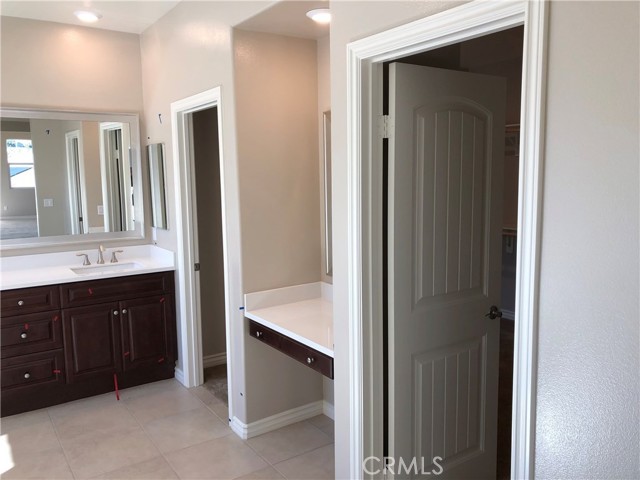 Detail Gallery Image 7 of 11 For 33833 Edge, Temecula,  CA 92592 - 5 Beds | 3 Baths