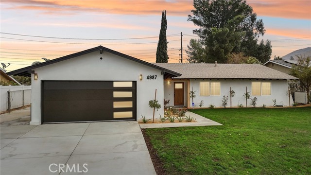 Detail Gallery Image 1 of 27 For 4987 Viceroy Ave, Norco,  CA 92860 - 3 Beds | 2 Baths