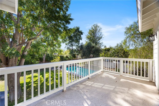 Detail Gallery Image 11 of 36 For 4031 N Virginia Rd, Long Beach,  CA 90807 - 4 Beds | 4 Baths
