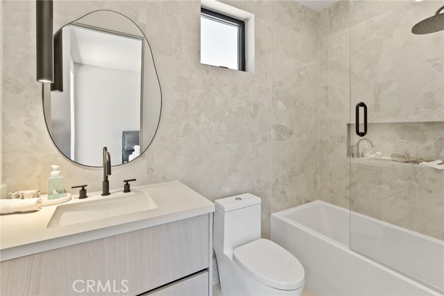 Detail Gallery Image 42 of 65 For 14738 Otsego St, Sherman Oaks,  CA 91403 - 5 Beds | 5/1 Baths