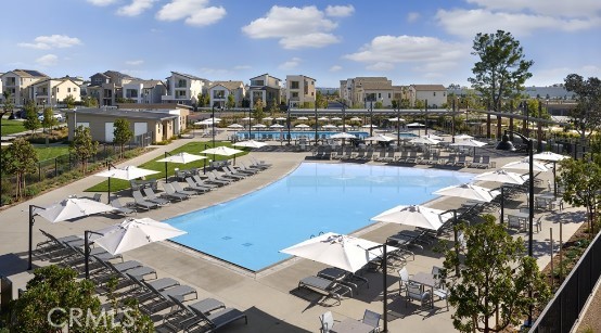 Detail Gallery Image 4 of 11 For 208 Briar Moon, Irvine,  CA 92618 - 5 Beds | 4/1 Baths