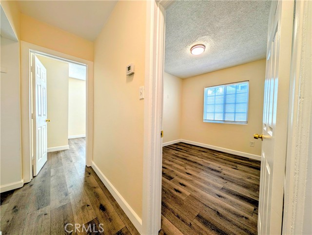 Detail Gallery Image 21 of 33 For 5921 Elmwood Rd, San Bernardino,  CA 92404 - 3 Beds | 1 Baths