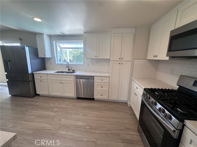 Detail Gallery Image 7 of 15 For 145 E Hoover Ave, Orange,  CA 92867 - 3 Beds | 2 Baths