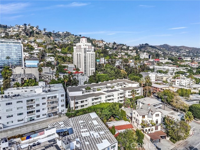 Detail Gallery Image 21 of 24 For 8400 De Longpre #212,  West Hollywood,  CA 90069 - 2 Beds | 2 Baths