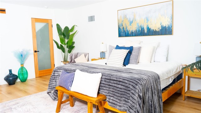 1923 HOLLYVISTA, Los Angeles CA: https://media.crmls.org/medias/a7929e6d-6683-484d-b2ac-120b42d6f872.jpg