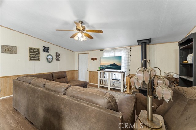 Detail Gallery Image 9 of 34 For 11231 Rochester Rd, Phelan,  CA 92371 - 4 Beds | 2 Baths