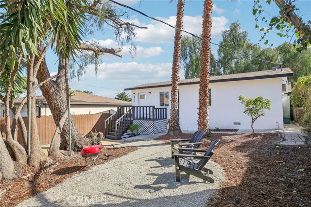 811 W Oliver Street, San Pedro CA: https://media.crmls.org/medias/a79332e1-81b3-4ee2-9c8d-68a8cc347f22.jpg