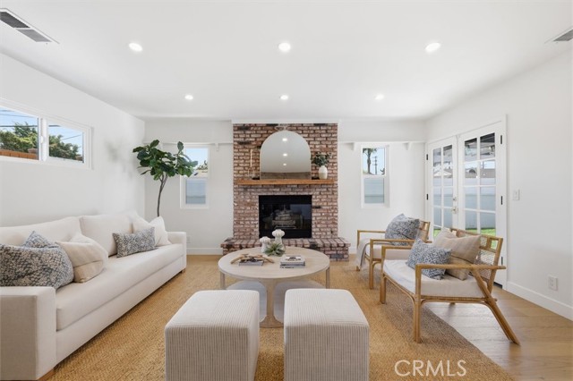 2720 Spreckels Lane, Redondo Beach, California 90278, 3 Bedrooms Bedrooms, ,1 BathroomBathrooms,Residential,For Sale,Spreckels,SB26087199