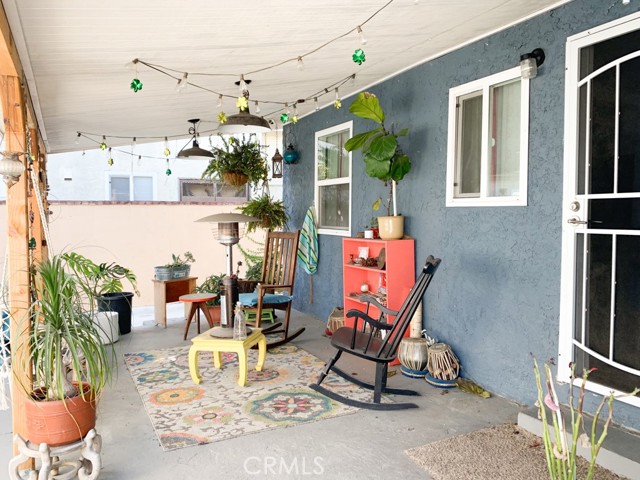 11835 Gale Ave, Hawthorne CA: https://media.crmls.org/medias/a7945d81-4173-4197-919e-e957dd4c99c1.jpg