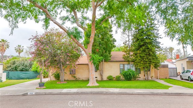 1727 Westwood Place, Pomona CA: https://media.crmls.org/medias/a794e93e-cf20-4aca-bc5f-c5469da68aa6.jpg