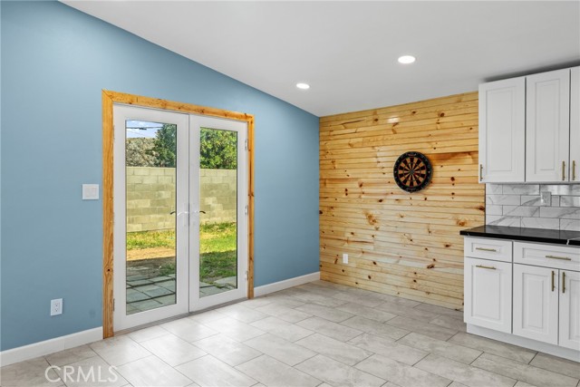 Detail Gallery Image 6 of 23 For 3250 Apple Ave, Jurupa Valley,  CA 92509 - 3 Beds | 2 Baths