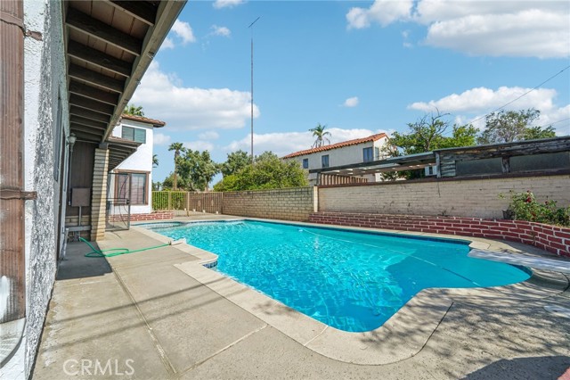 3098 N Arrowhead Avenue, San Bernardino CA: https://media.crmls.org/medias/a7959d87-a081-4ac5-8e2b-8db14c12e49a.jpg